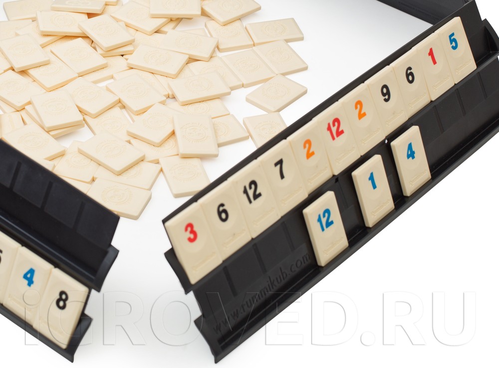 Игровой процесс настольной игры Руммикуб (Rummikub)