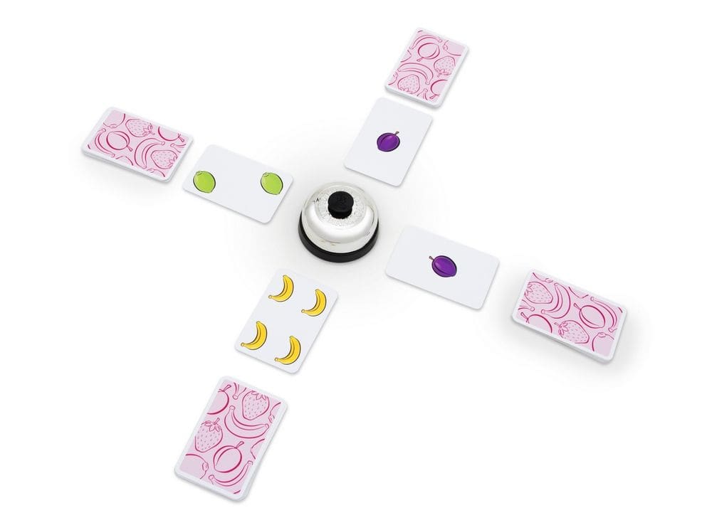 Игровой процесс настольной игры Халли Галли (Halli Galli)